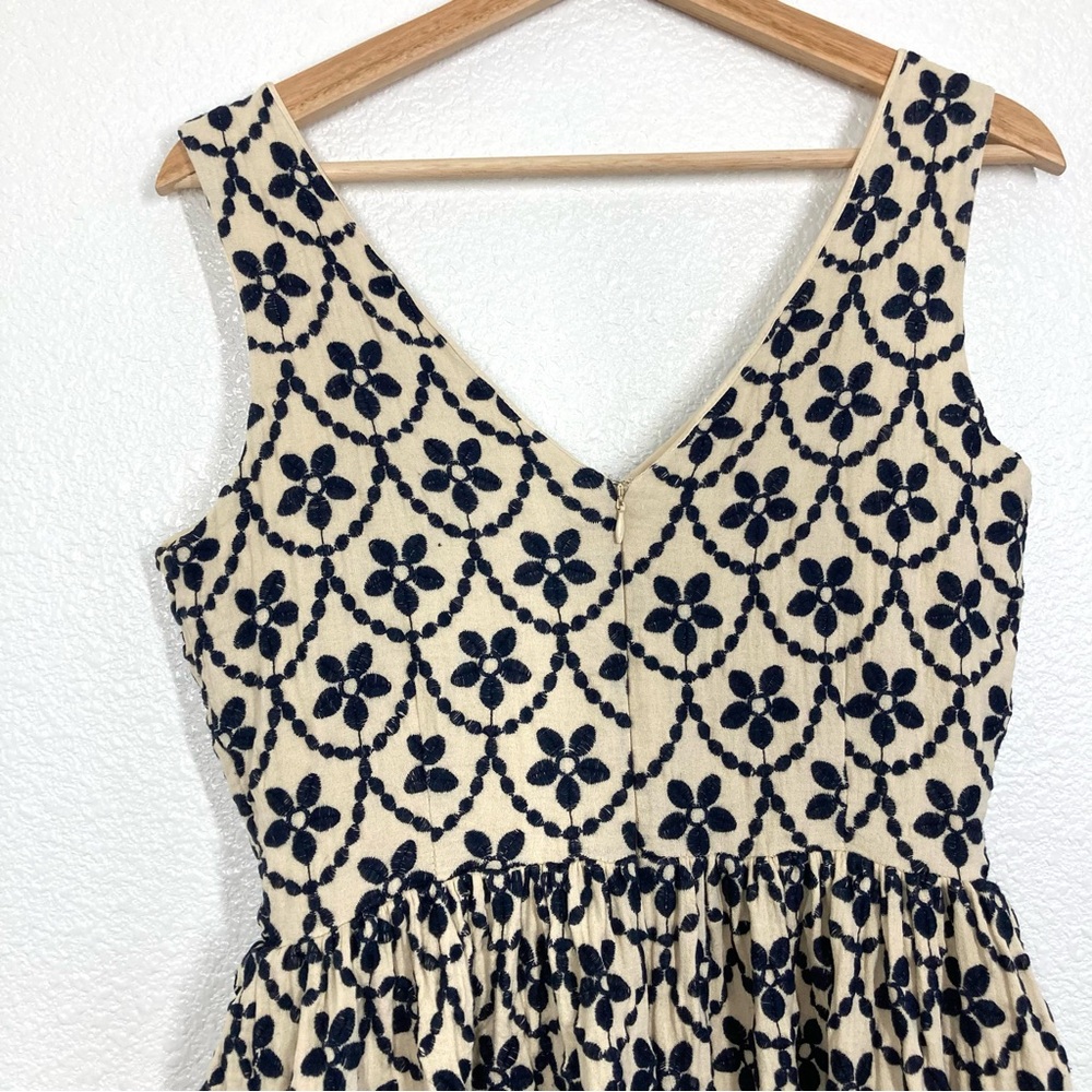 Sunday in Brooklyn Embroidered Fit & Flare Sleeveless Dress M Anthropologie - Picture 10 of 15
